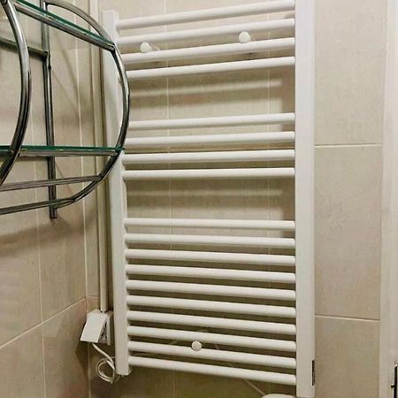 Exceptional Apartment With 2 Bedrooms Near The Sea بولا المظهر الخارجي الصورة